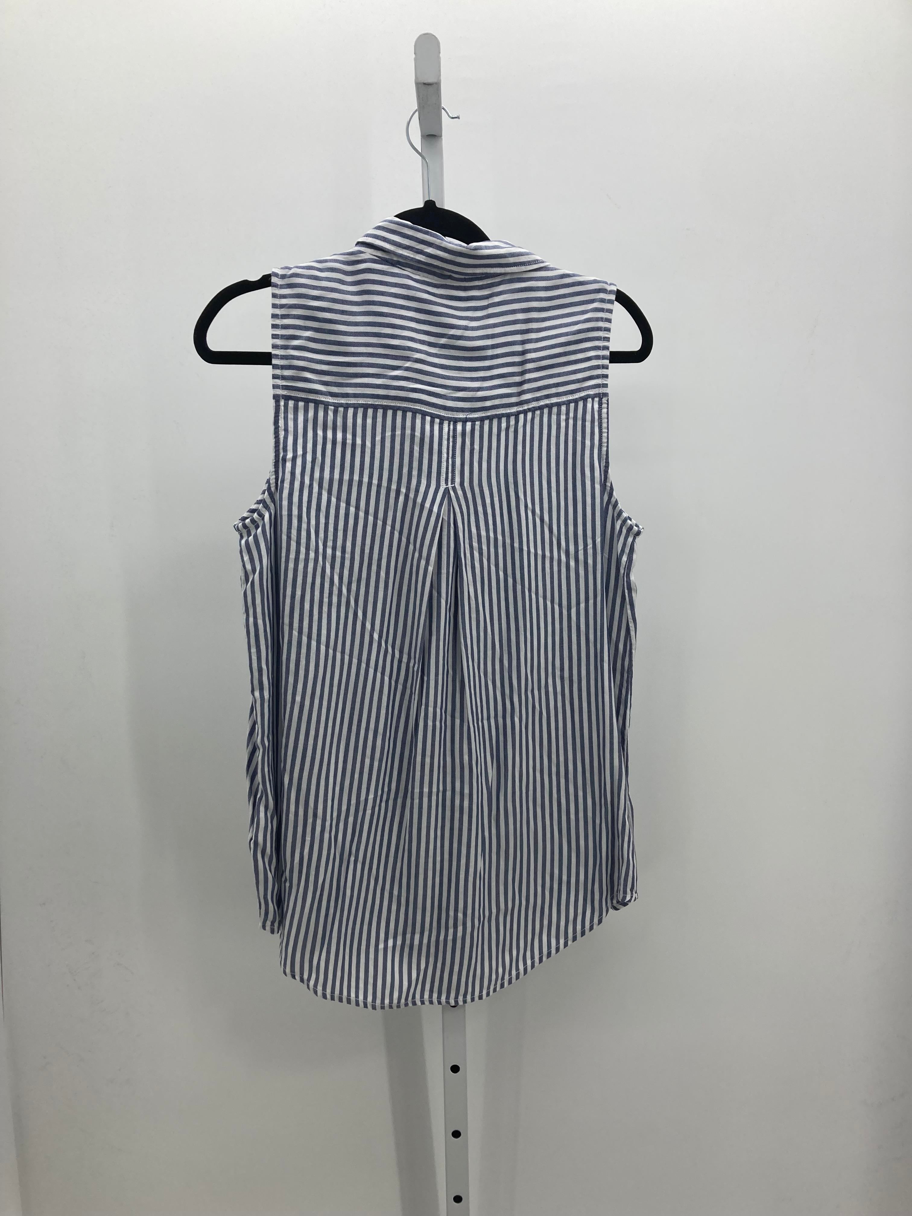 Size Medium Misses Sleeveless Shirt