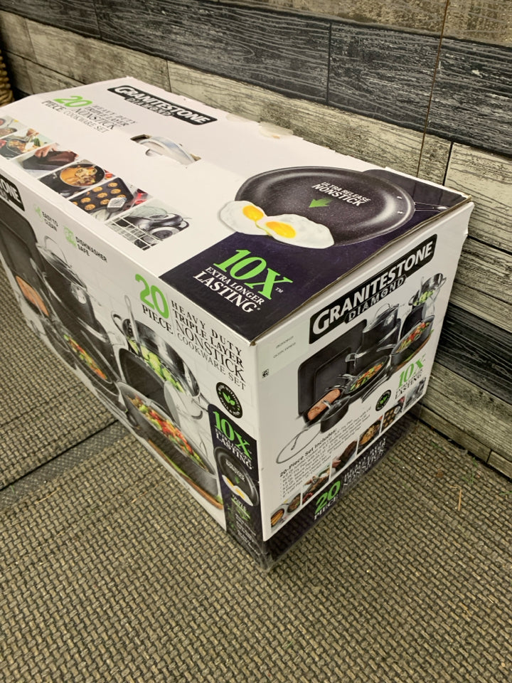 NIB 20PC COOKWARE SET - GRANITESTONE.