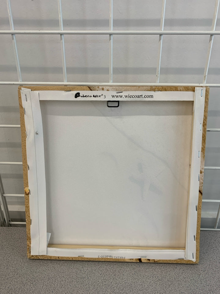 FOOTPRINT IN SAND CANVAS.