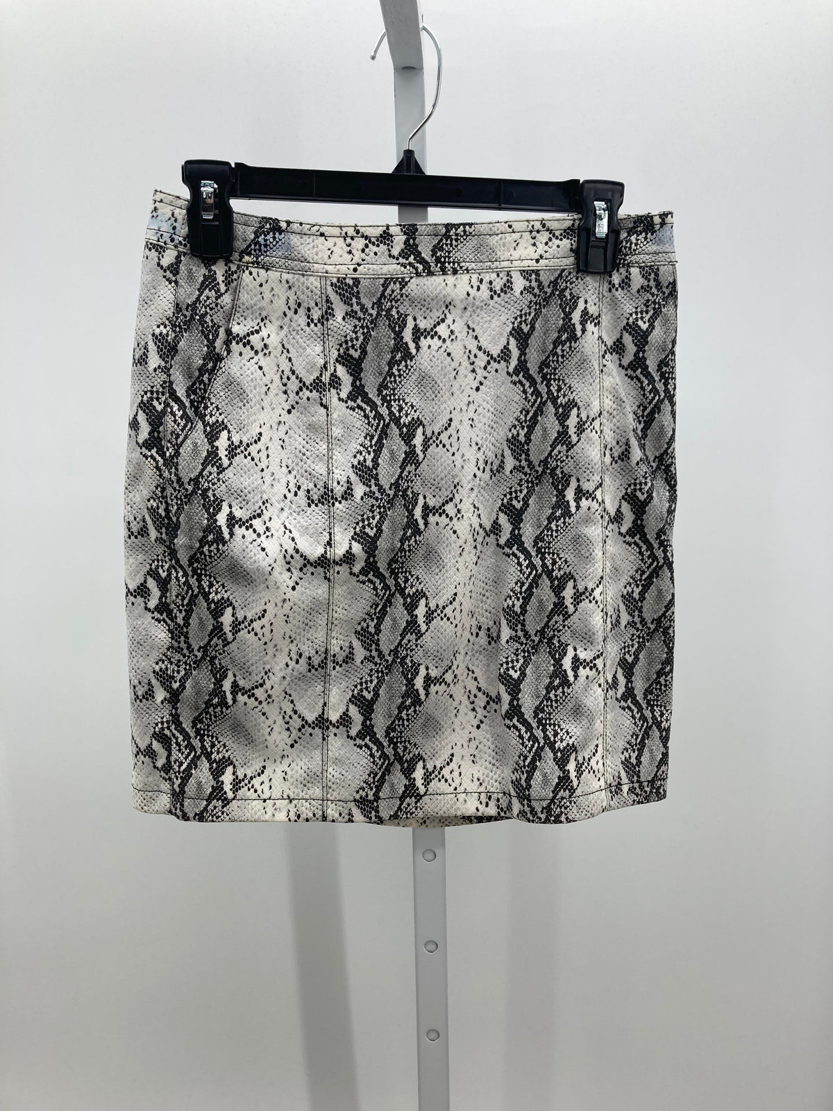 Size Small Juniors Skirt