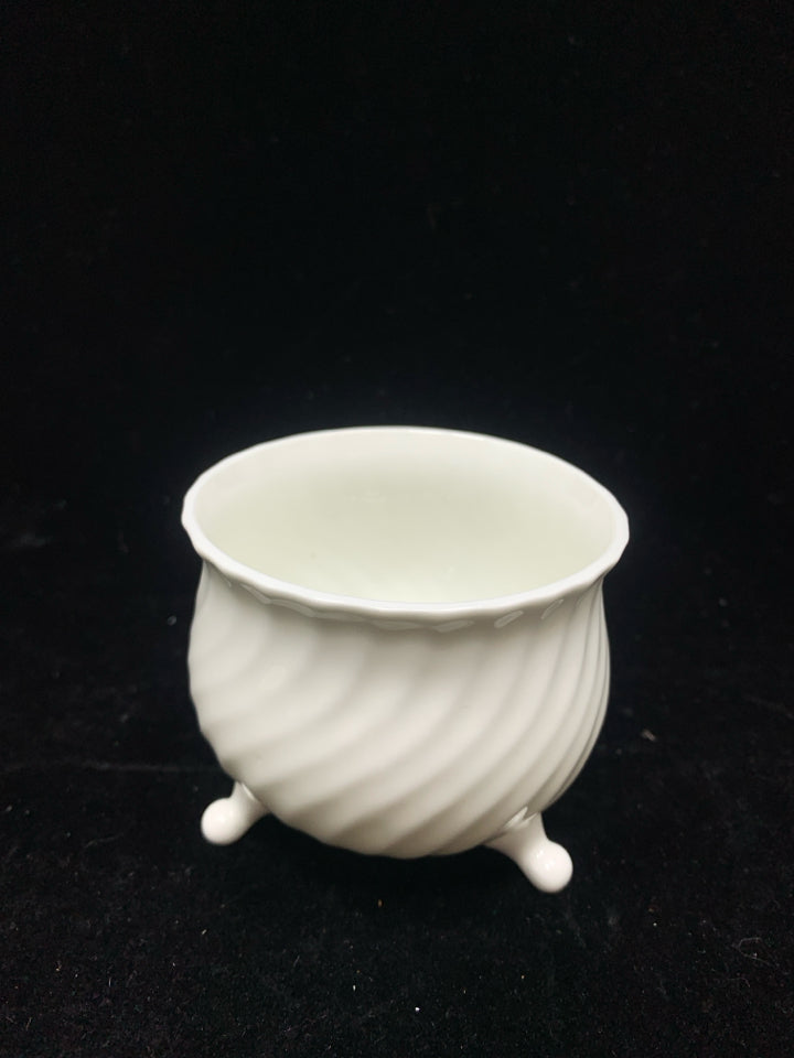 VTG SM ROYAL GOEDWAAGEN FOOTED PLANTER.