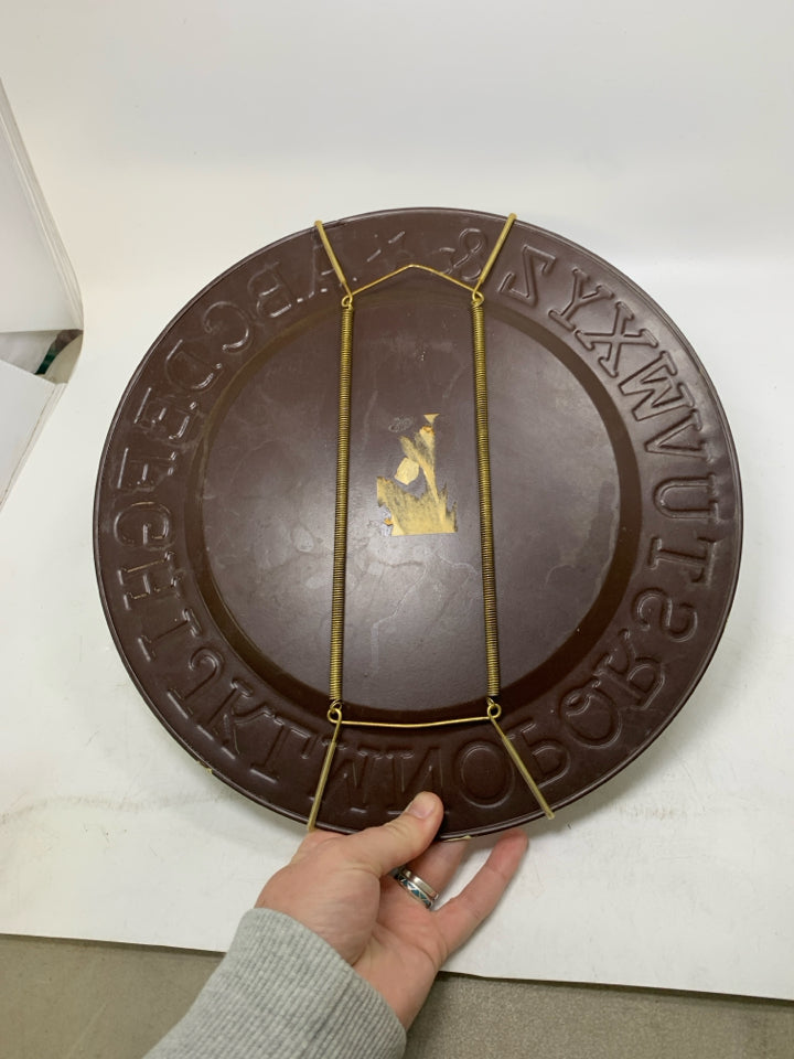 METAL CIRCLE WALL HANGING W/ YELLOW HOUSE/WEEPING WILLOW.