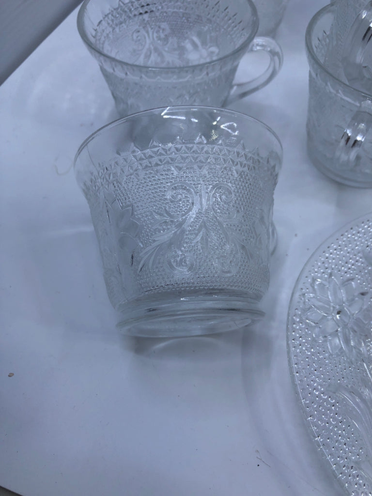 16PC VTG TEXTURED GLASS SNACK PLATES AND CUPS- 8 PLATES, 8 CUPS.