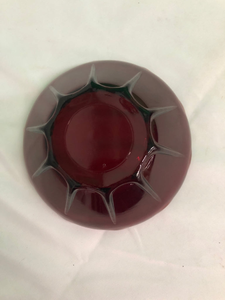 VTG DARK RED GLASS BOWL W/ SCALLOP EDGE.