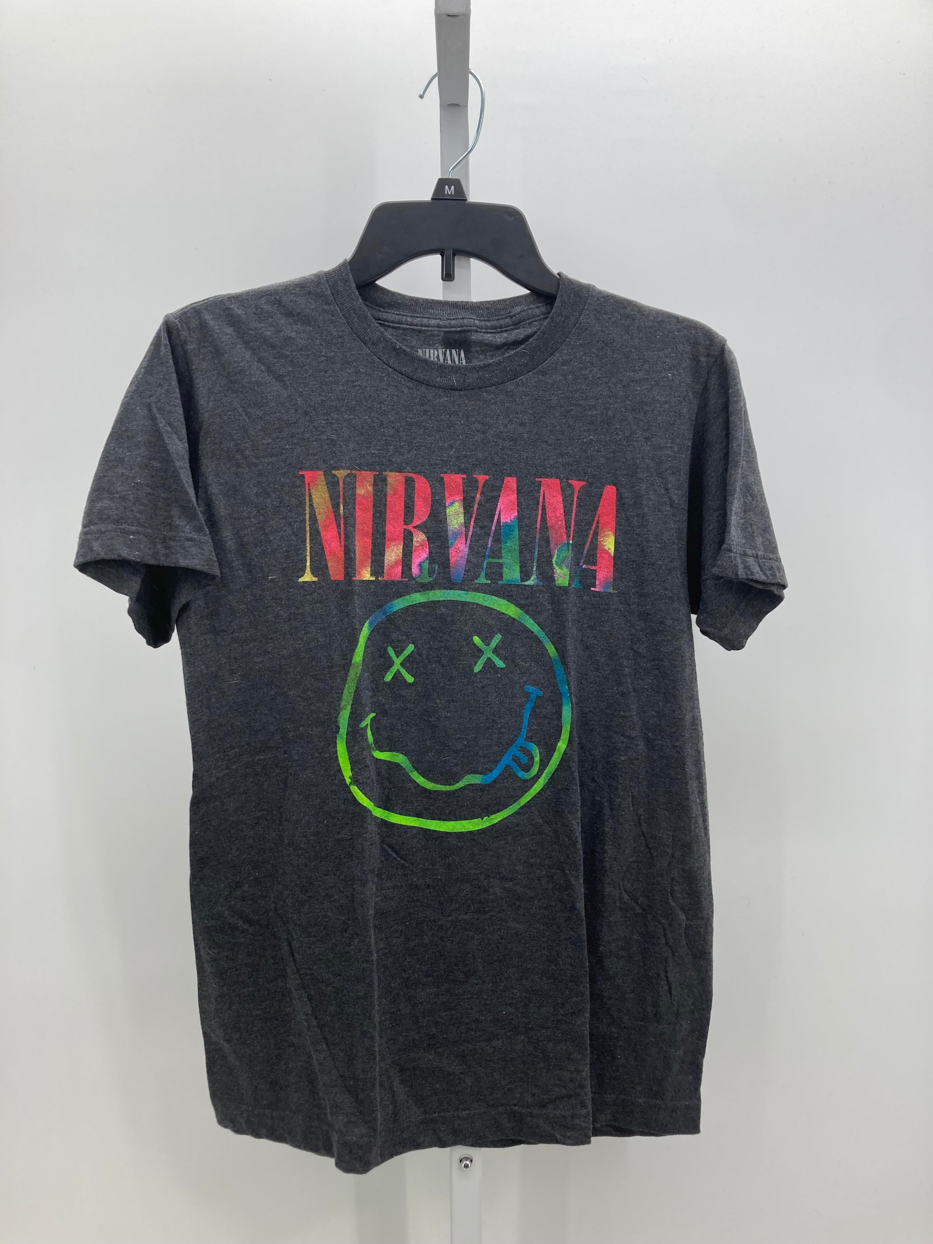 Size Medium Juniors Short Sleeve Shirt