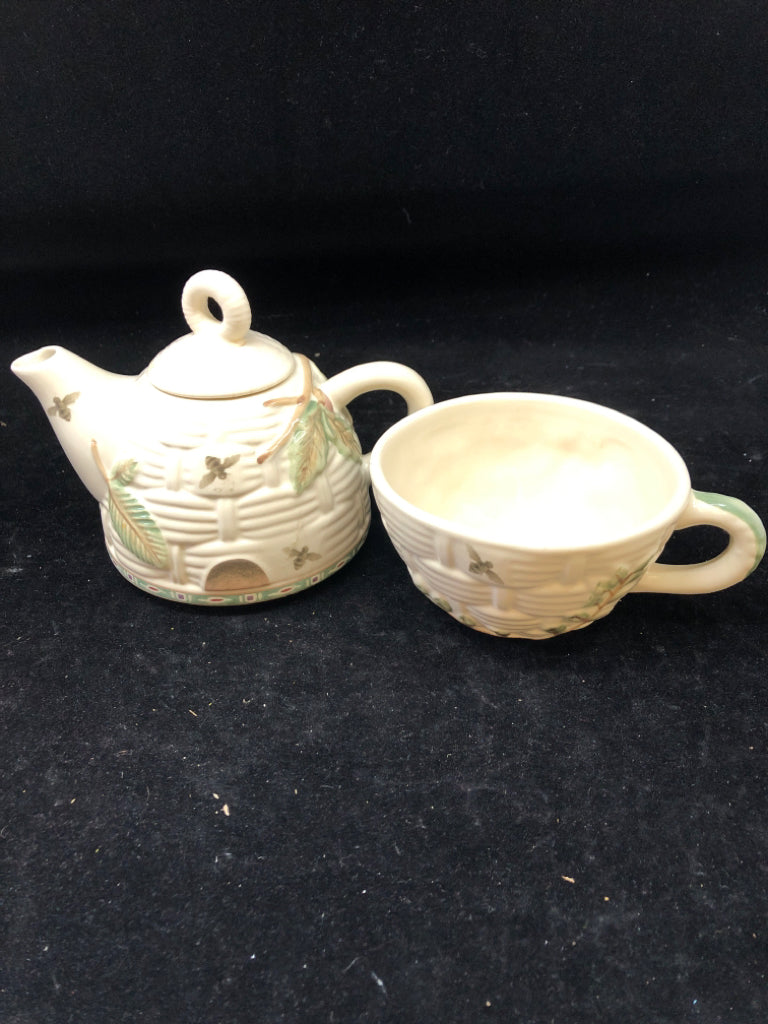 TEA FOR ONE -POT + CUP BEE HIVE BASKET WEAVE.