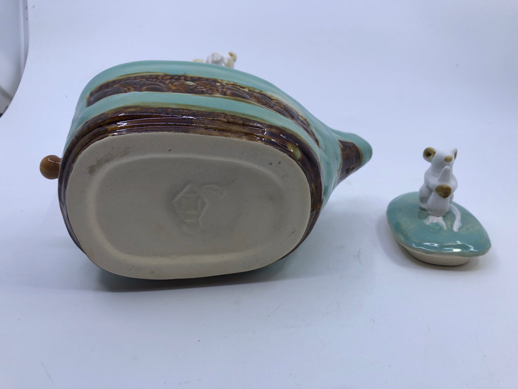 VTG TEAL POTTERY CAT AND MOUSE TEAPOT.