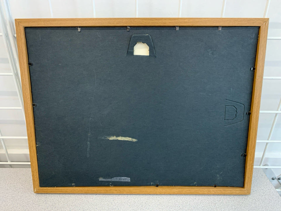 BLACK AND WHITE RED SOX TEAM PHOTO IN BROWN FRAME.