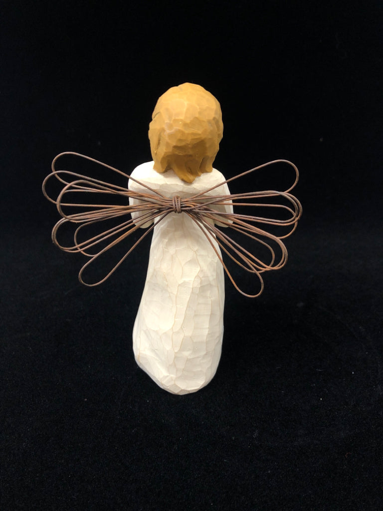 WILLOW TREE ANGEL OF REMEMBRANCE W/BOX.