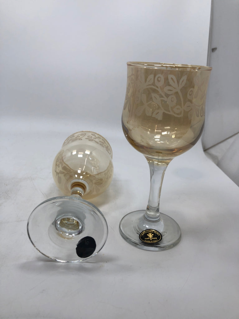 6 MULTI-COLORED CRISTALLERIA FUMO WINE GLASSES.