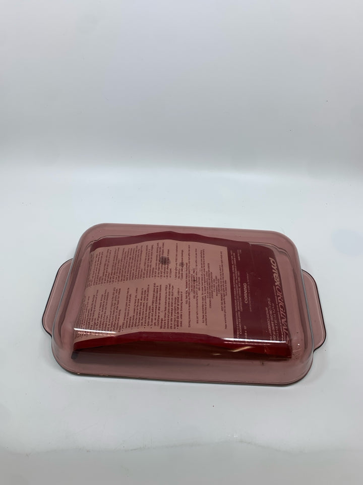 PYREX PURPLE GLASS RECTANGLE BAKING DISH.