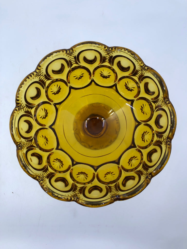 VTG FOOTED AMBER GLASS EMBOSSED CANDY DISH.