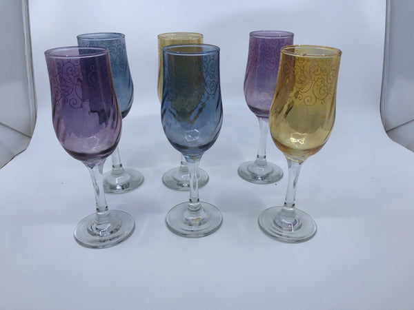 6 BLUE, PURPLE, YELLOW SCROLL DETAIL WINE GLASS.