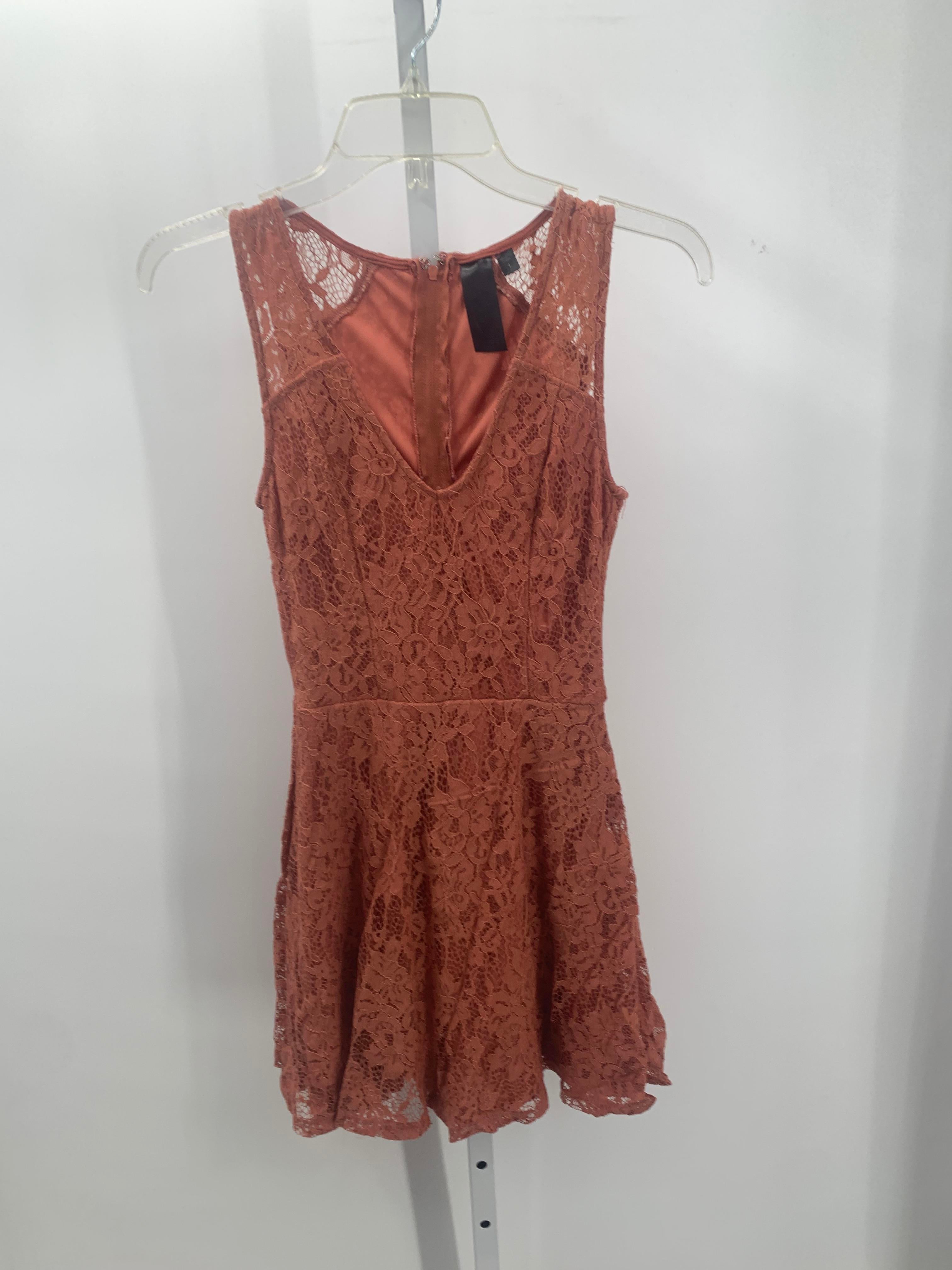 Trixxi Size 1 Juniors Sleeveless Dress