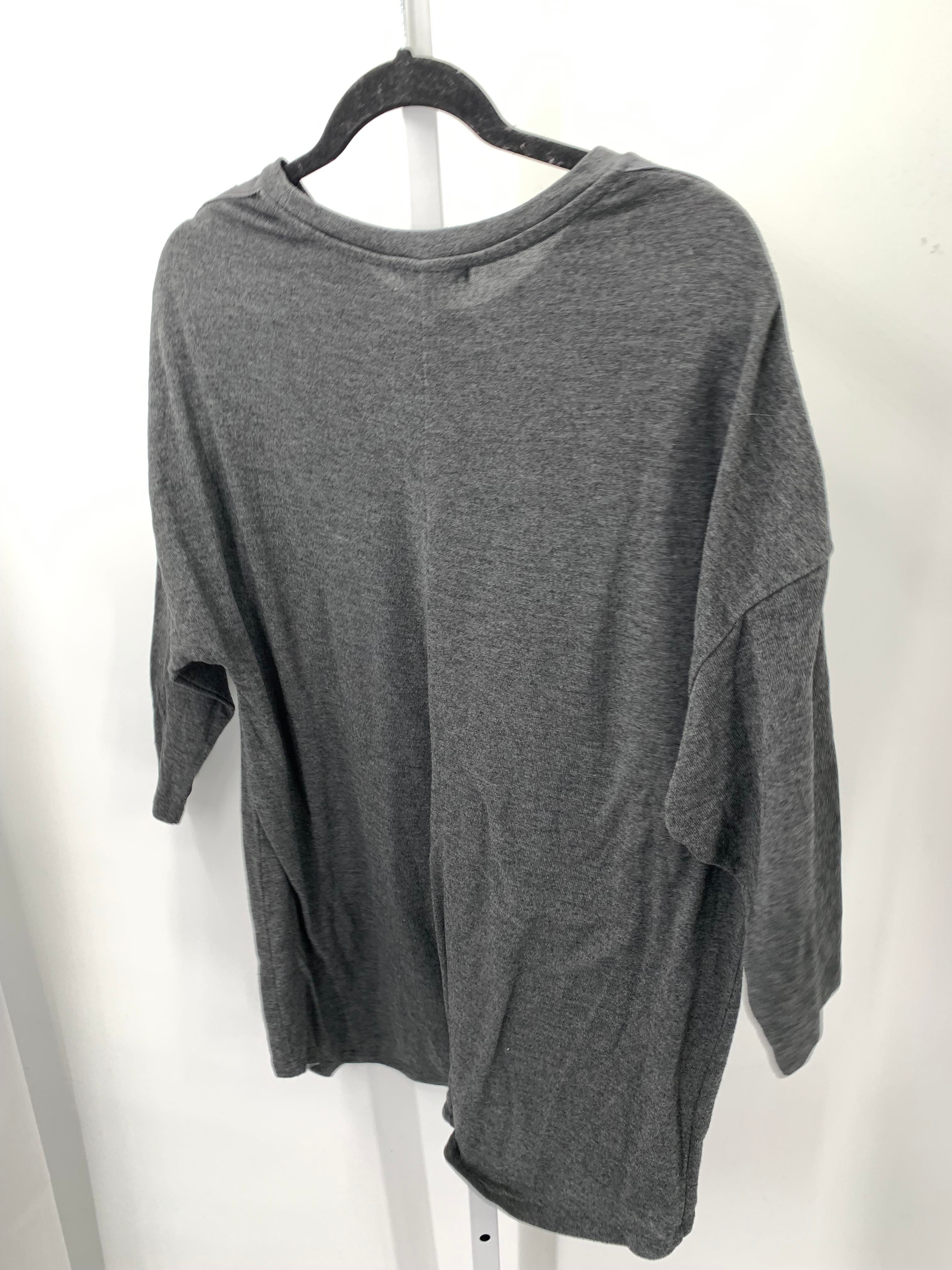 Size 2X Womens 3/4 Sleeve Shirt