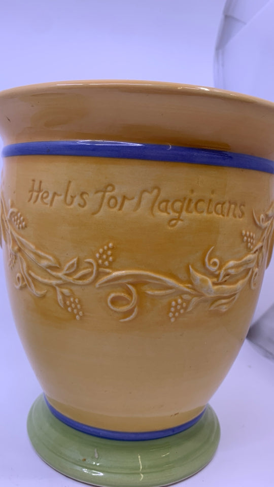 YELLOW AND GREEN COOKIE JAR.