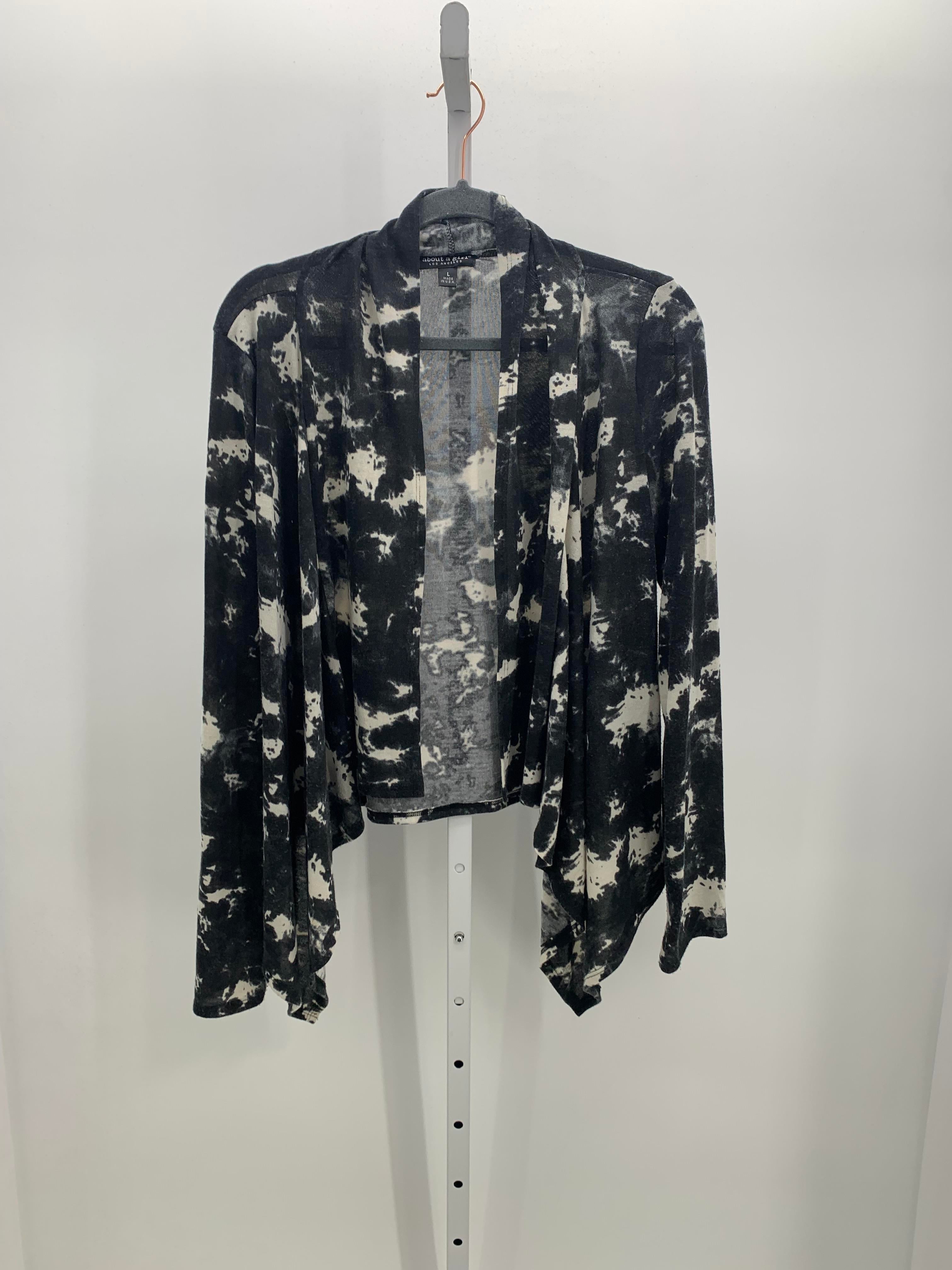 About A Girl Size Large Misses Cardigan