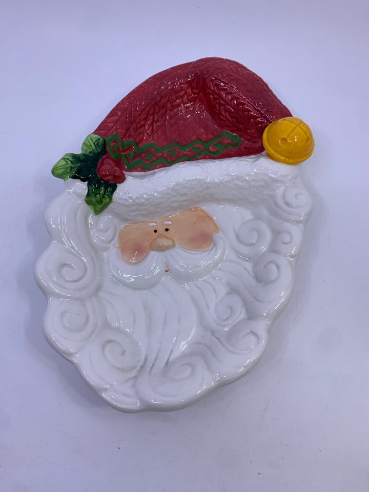 DIVIDED SANTA SERVING PLATTER.