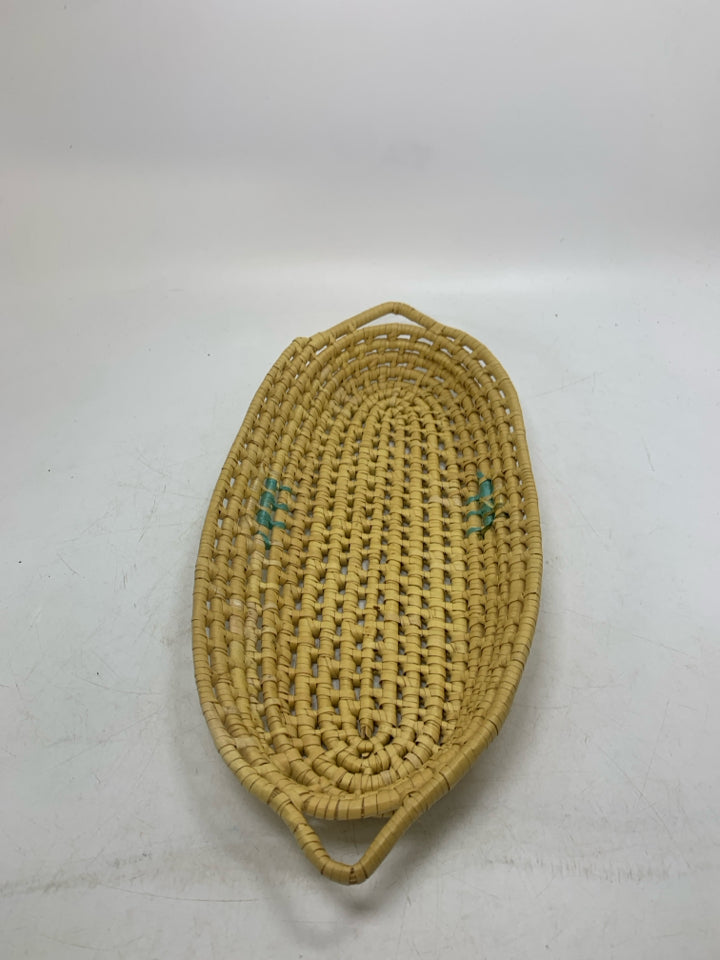 SMALL BREAD BASKET.