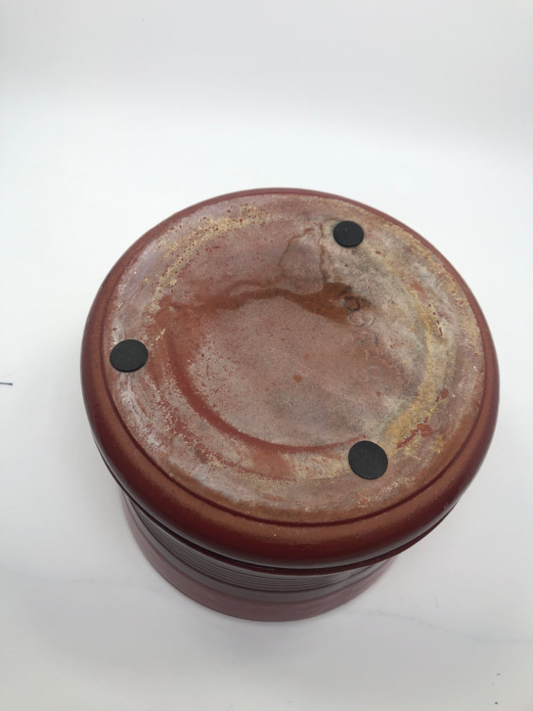 RED GLAZE TERRA COTTA PLANTER.