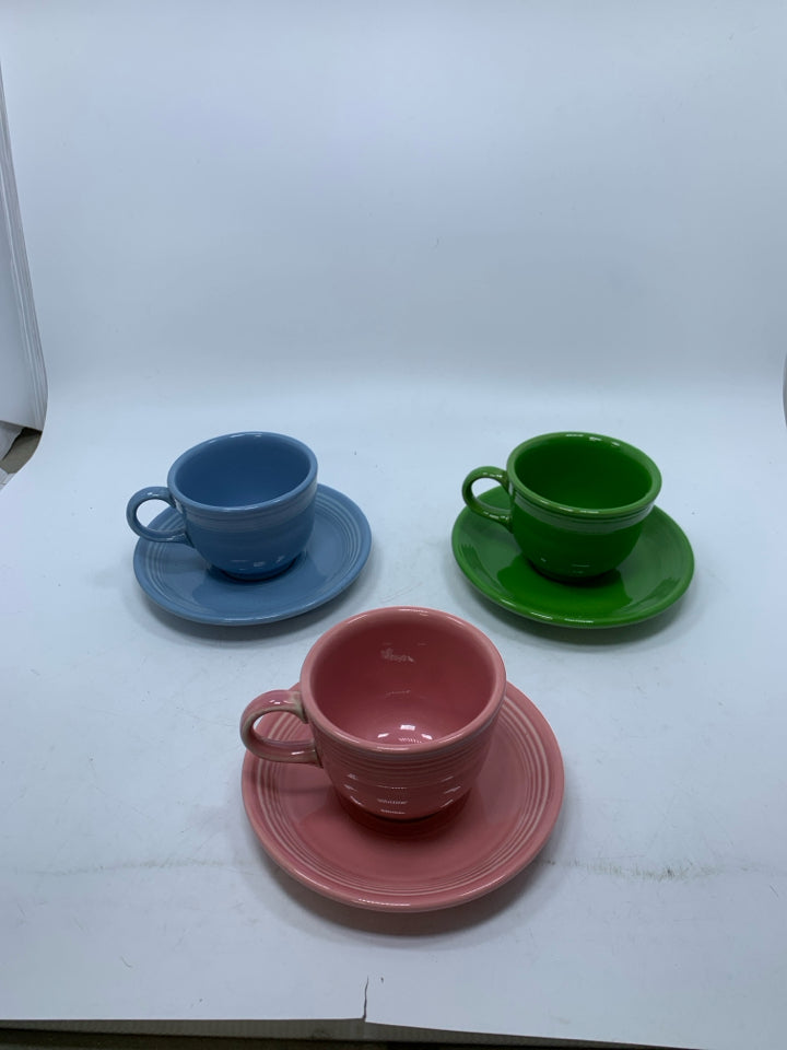 6PC SVC 3 ASSORTED COLORS TEACUPS & SAUCERS.