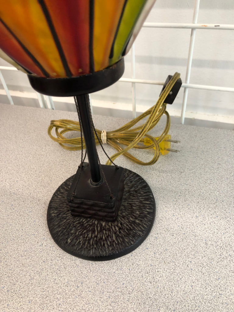 STAINED GLASS HOT-AIR BALLOON LAMP.