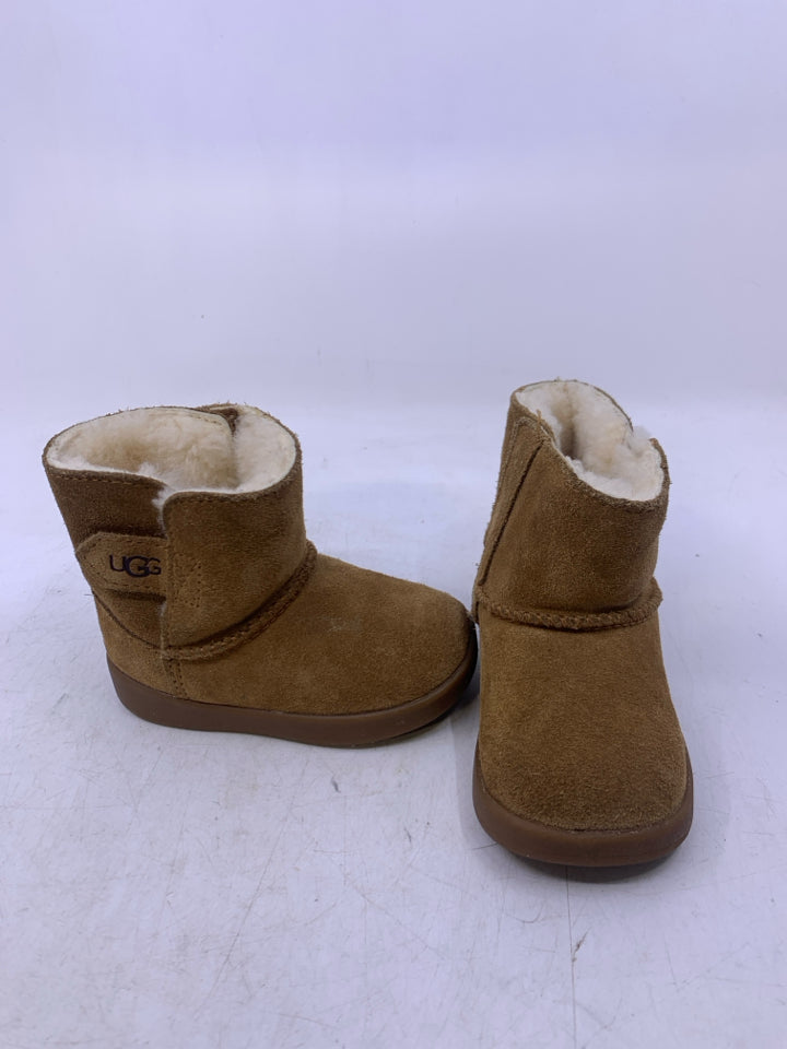 UGG Size 4-5 Winter Boots