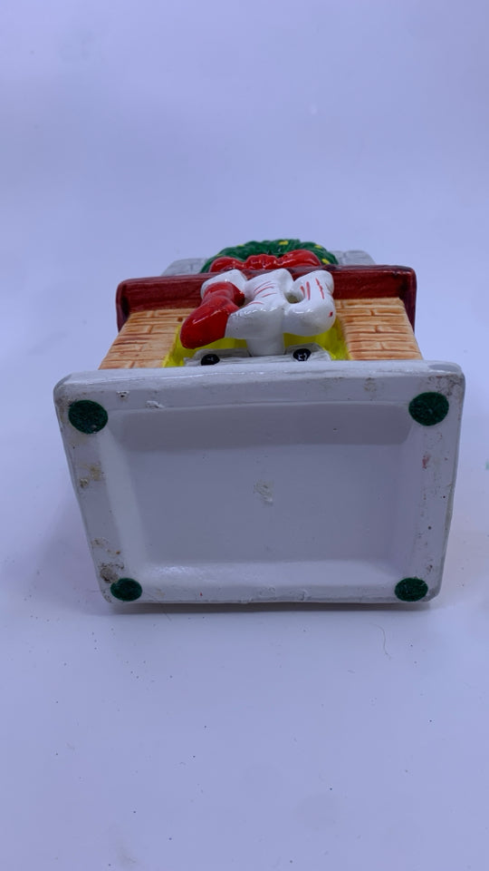 CERAMIC FIREPLACE TEA LIGHT CANDLE HOLDER.