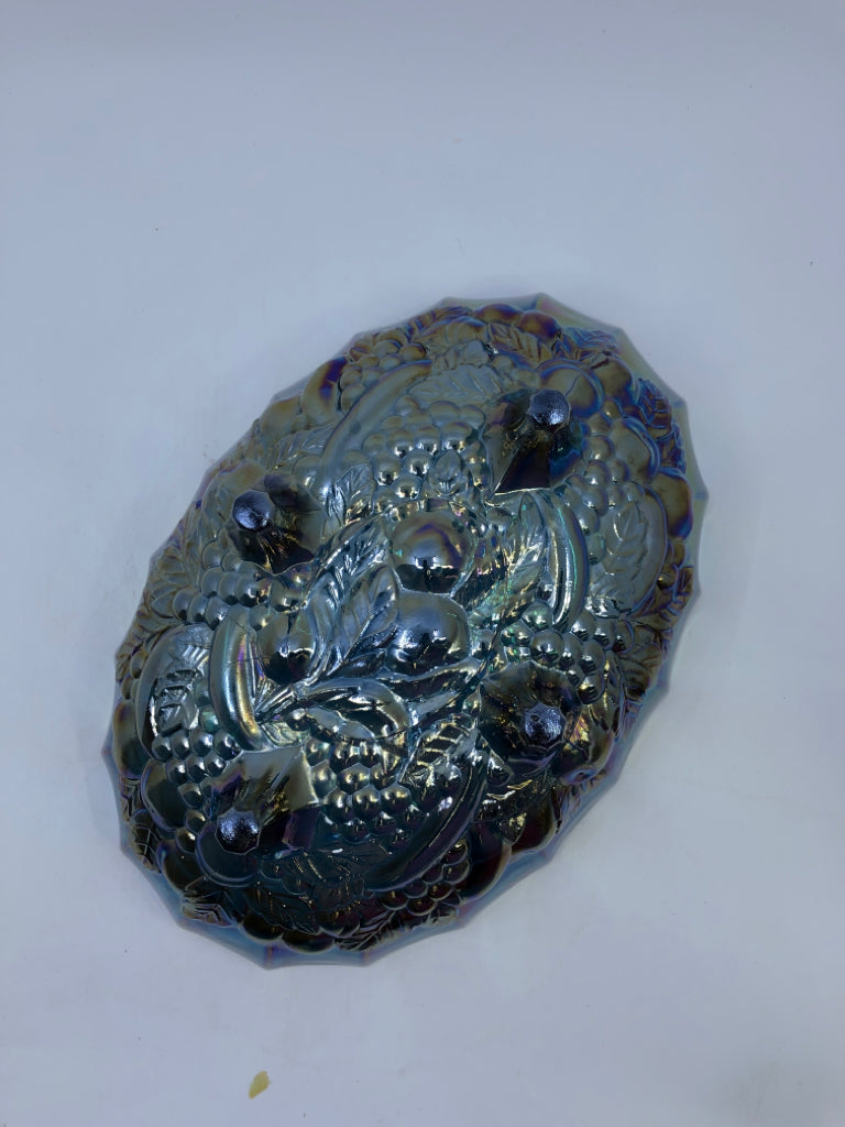 VTG EMBOSSED FOOTED OVAL CARNIVAL GLASS BOWL.