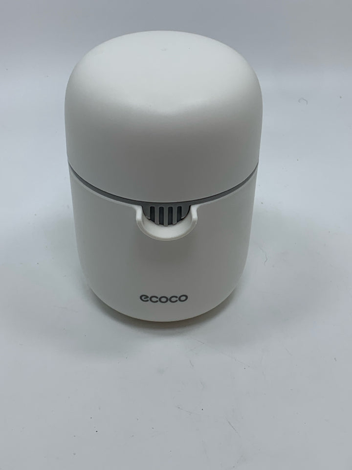 ECOCO PLASTIC JUICER.