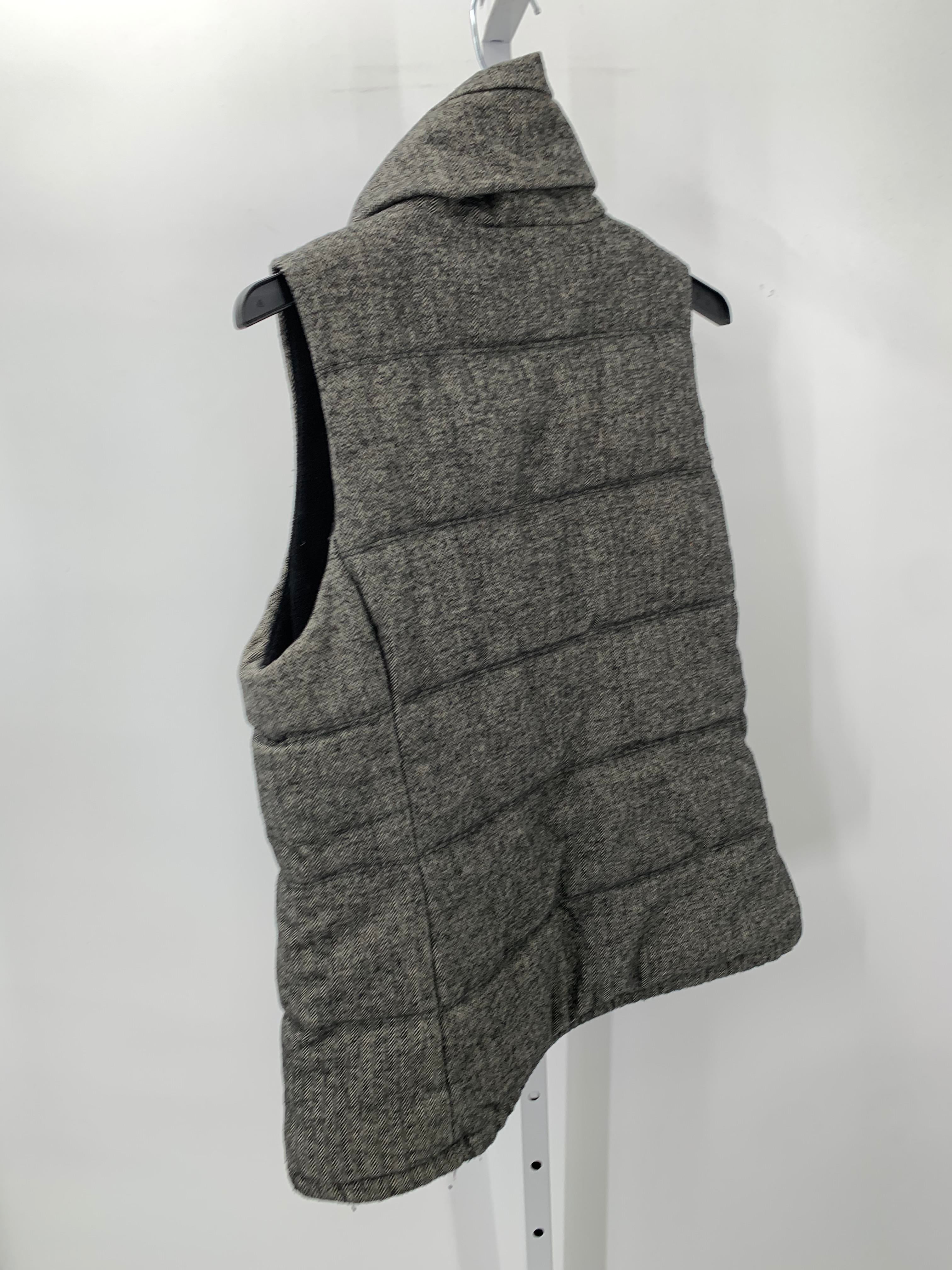 Old Navy Size Medium Misses Vest