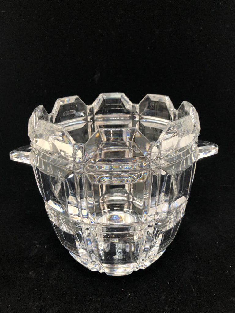 GEOMETRIC CRYSTAL HEAVY ICE BUCKET.