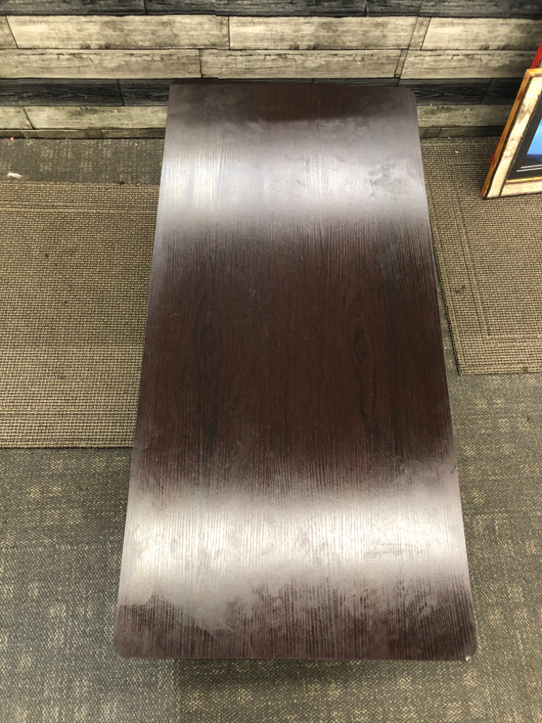 DARK FAUX CHERRY WOOD LIFT TOP COFFEE TABLE W/ 3 CUBBIES.