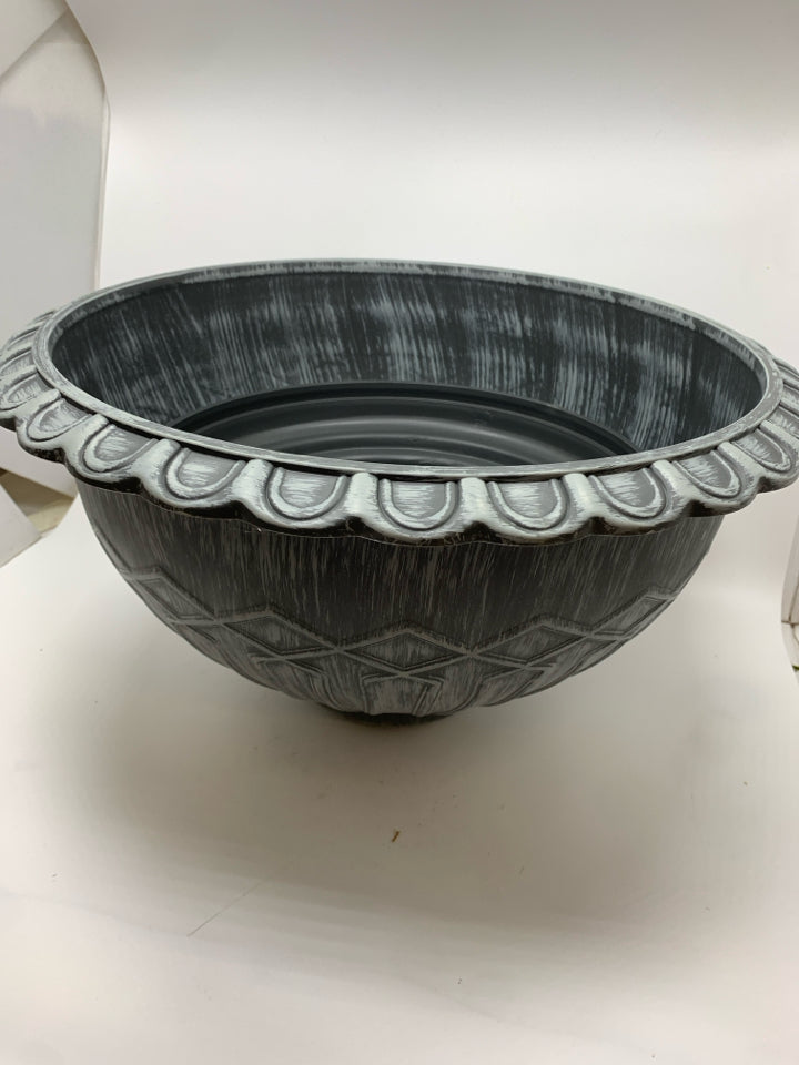 3-TIER URN PLANTER IN BOX.