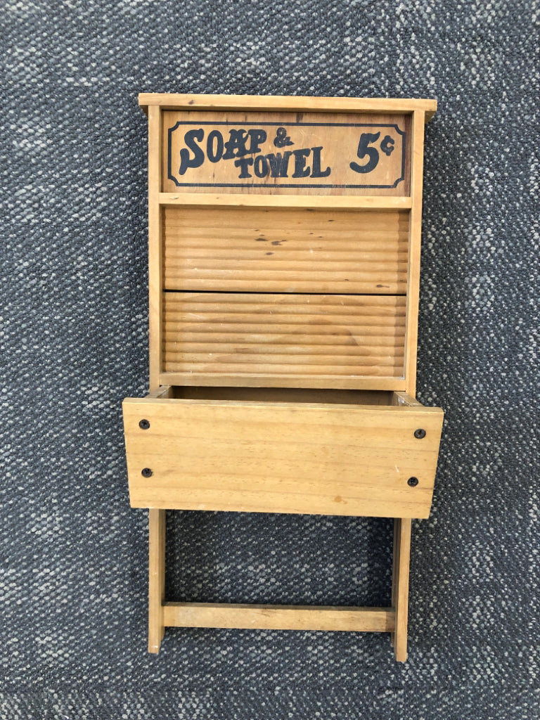 SOAP & TOWEL WASHBOARD DECOR.