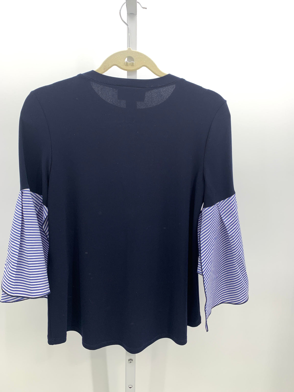 Size 6 Misses 3/4 Sleeve Shirt