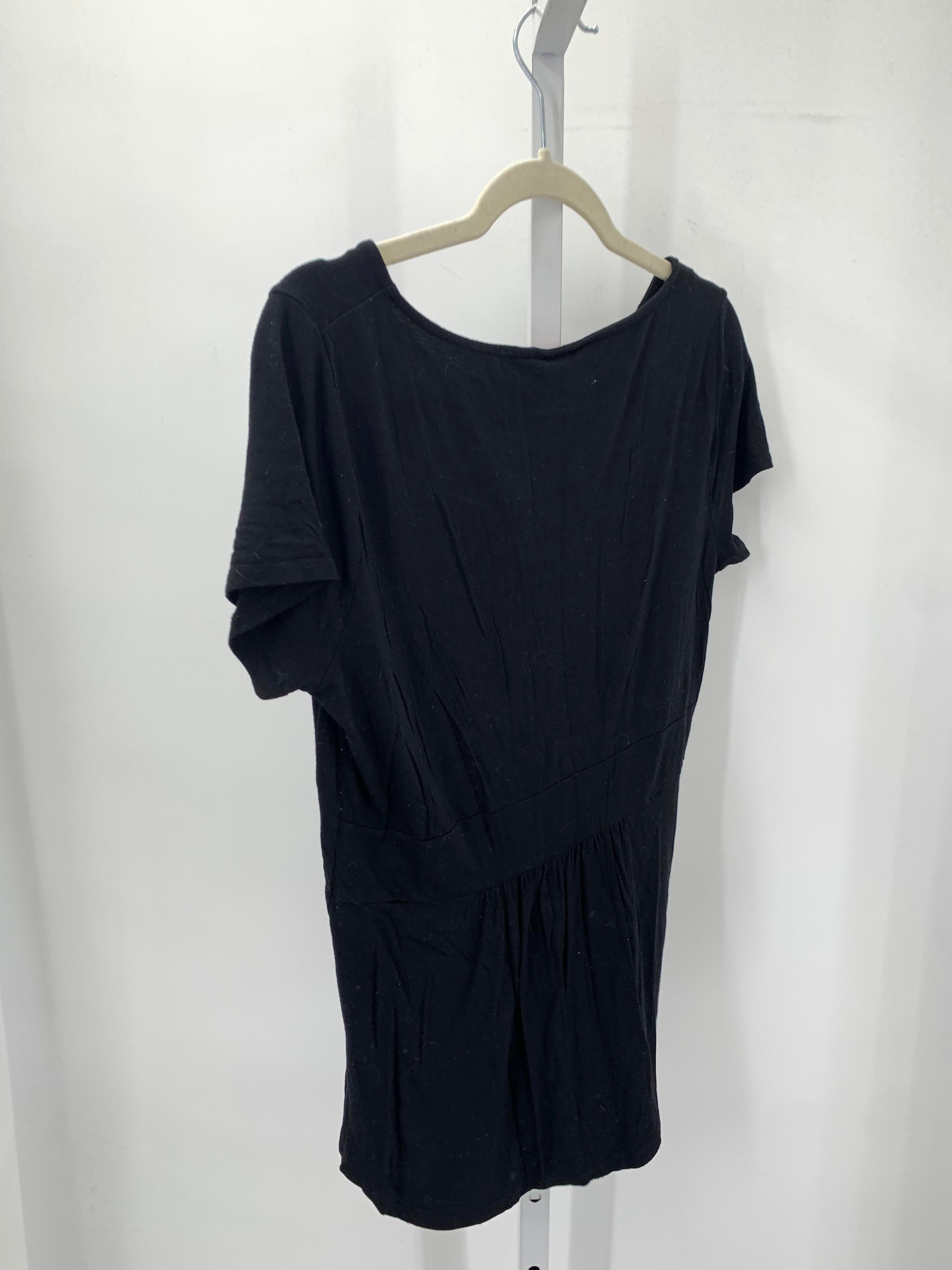 Elle Size Medium Misses Short Sleeve Shirt