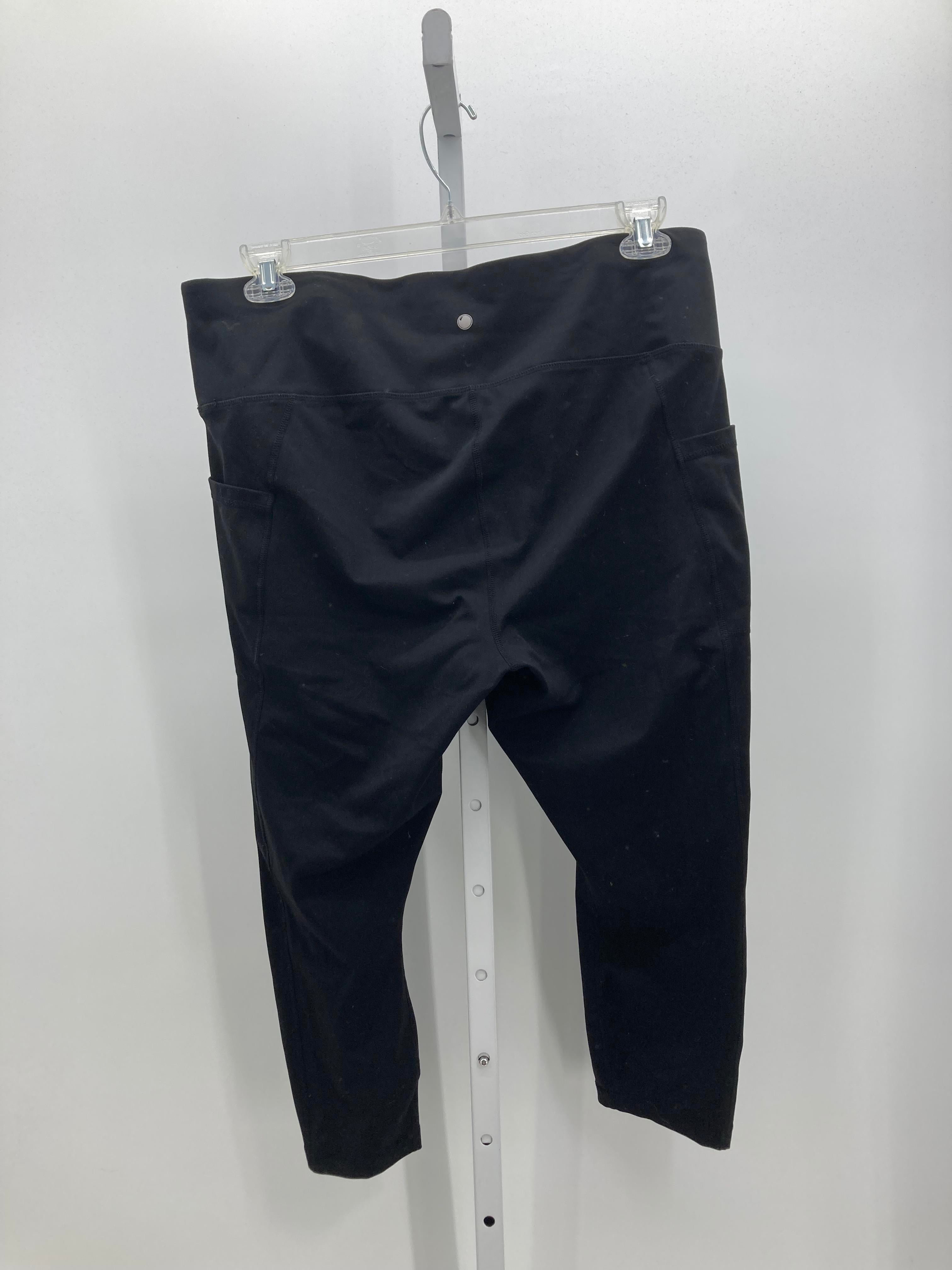 Yogalicious Size 2X Womens Capri Pants