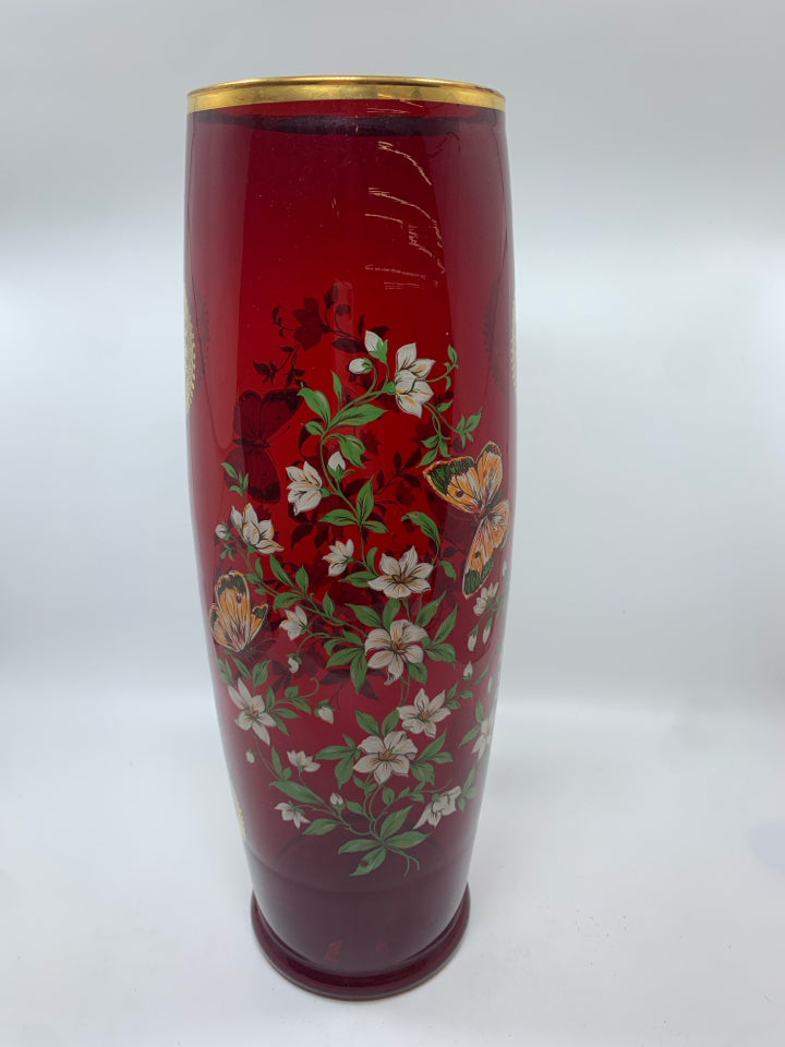 VTG RED GLASS VASE W/PAINTED FLOWERS AND GOLD RIM.