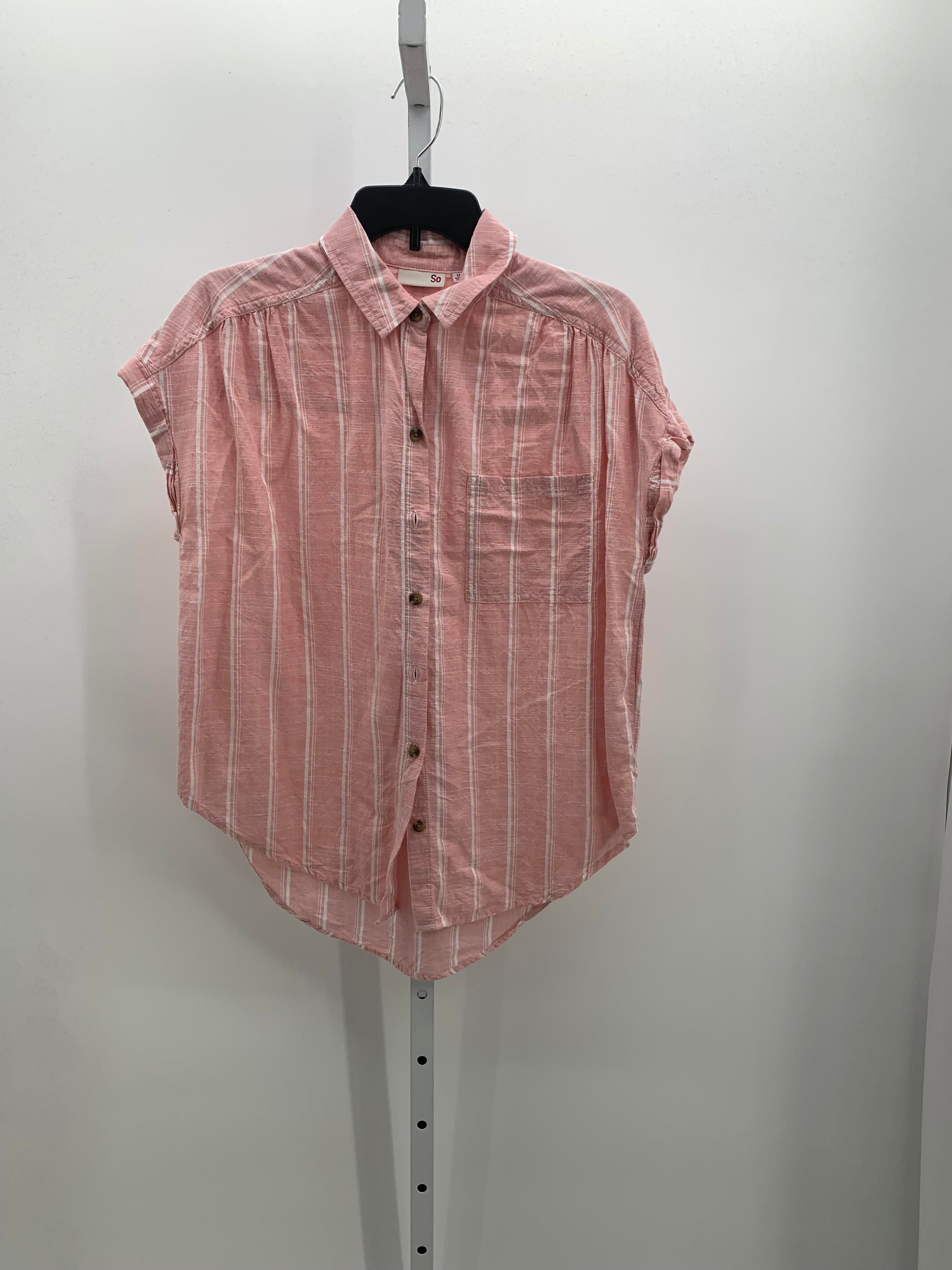 SO Size Medium Juniors Short Sleeve Shirt