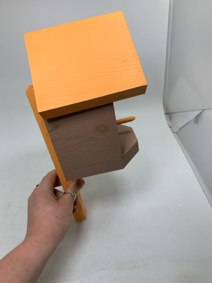 ORANGE/BROWN WOOD BIRD HOUSE.