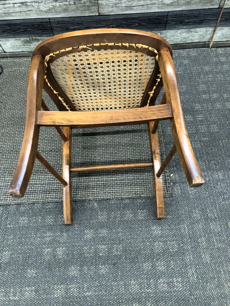 VINTAGE STYLE WOODEN CANE CHAIR.