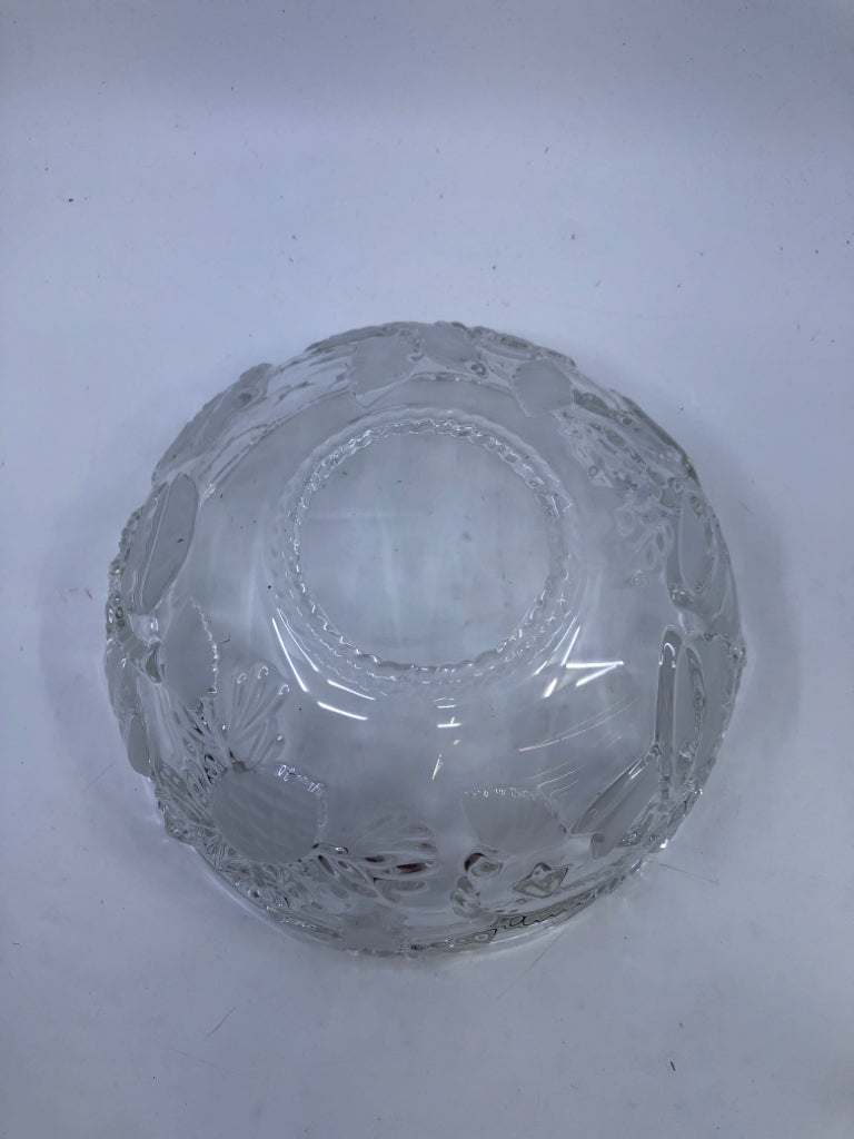 HOLIDAY FROSTED GLASS SERVING BOWL.