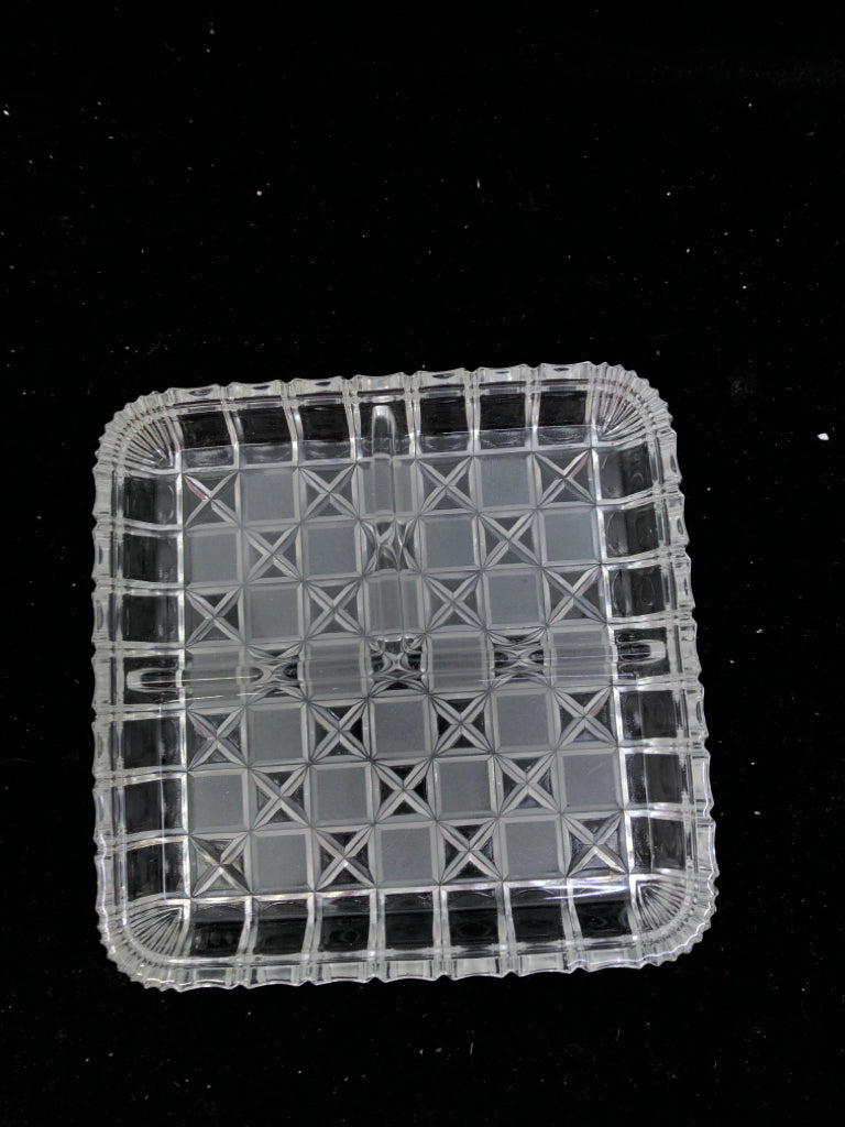 SQUARE 3 DIVIDED SERVING PLATTER FROSTED GLASS.
