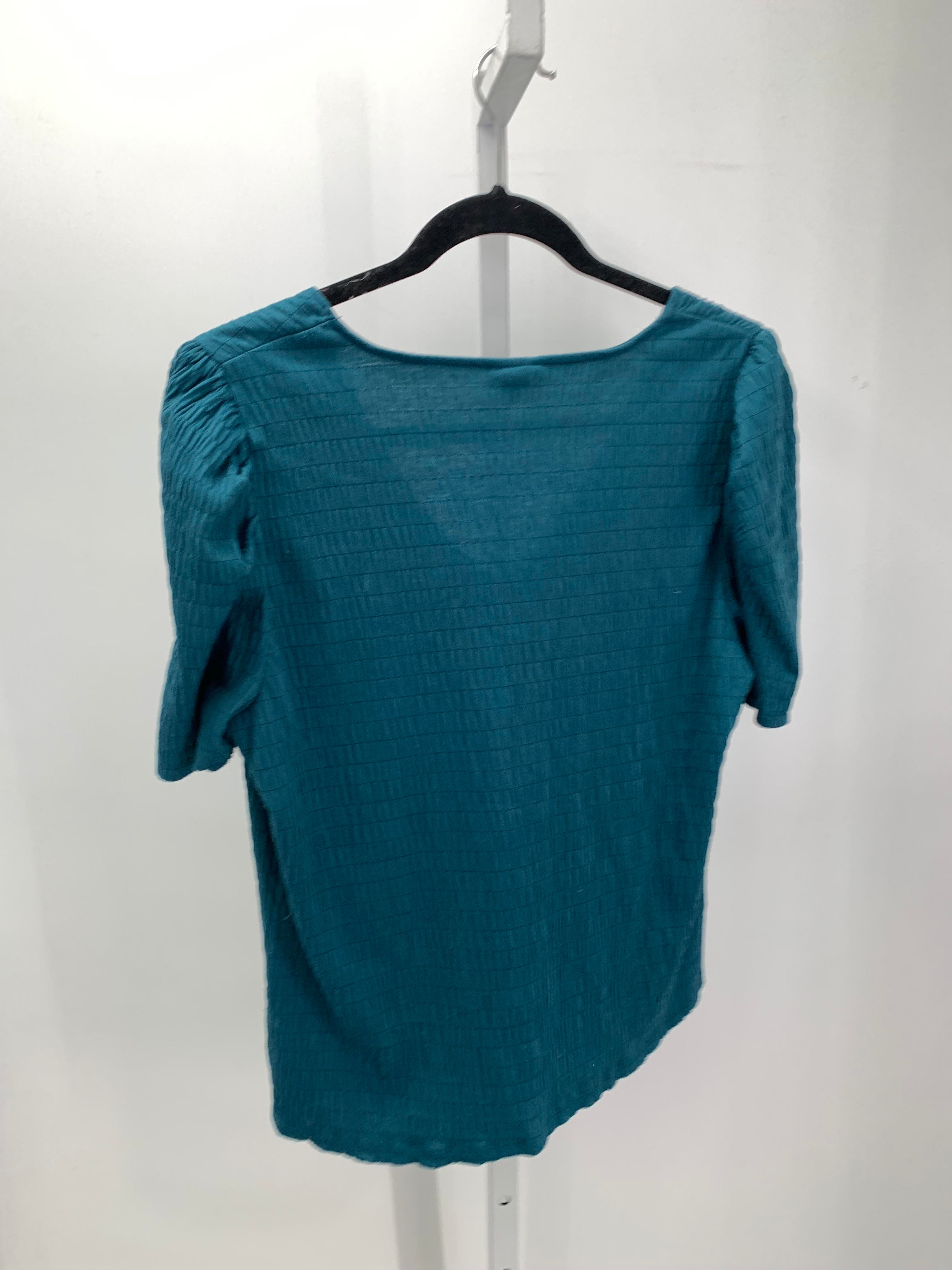 A New Day Size Large Misses Short Sleeve Shirt