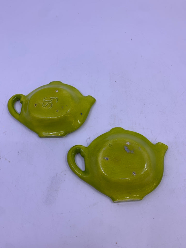 2 LIME GREEN POTTERY TEA POT SHAPED TEA BAG CATCH.