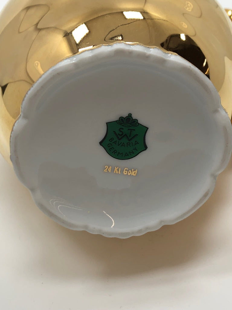 13PC VTG GOLD BAVARIA GERMANY TEA SET.