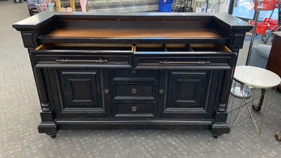 TOMMY BAHAMA KINGSTOWN BUFFET W/COPPER TOP.