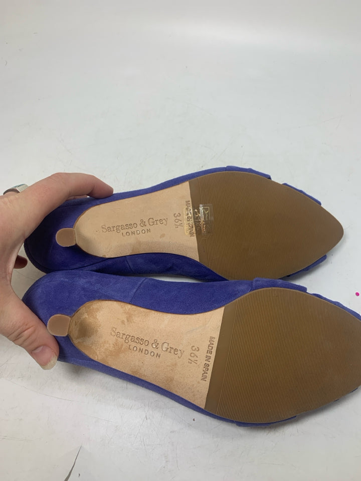 Sargasso & Grey Suede Low Heels