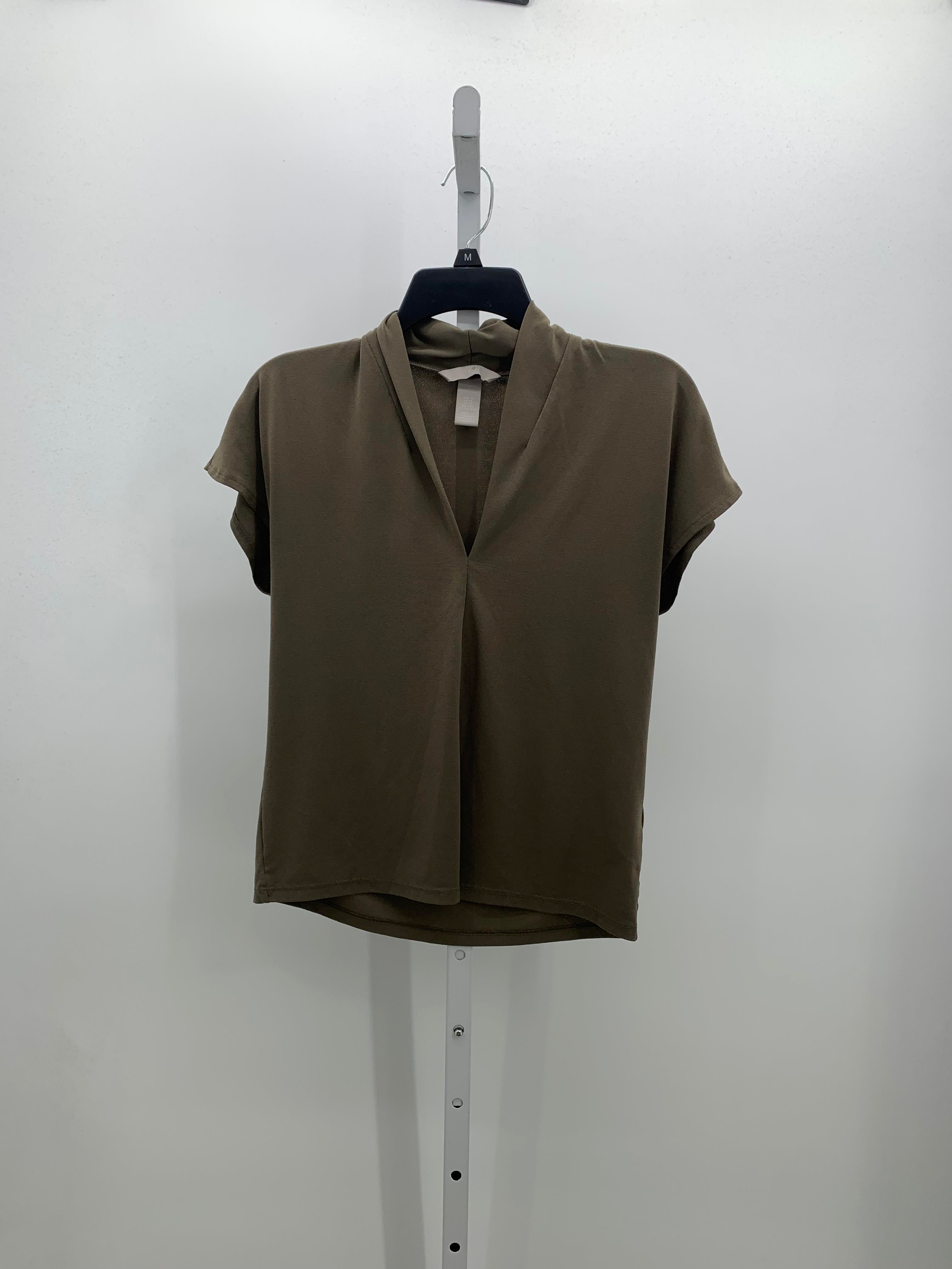H&M Size X Small Misses Short Sleeve Shirt